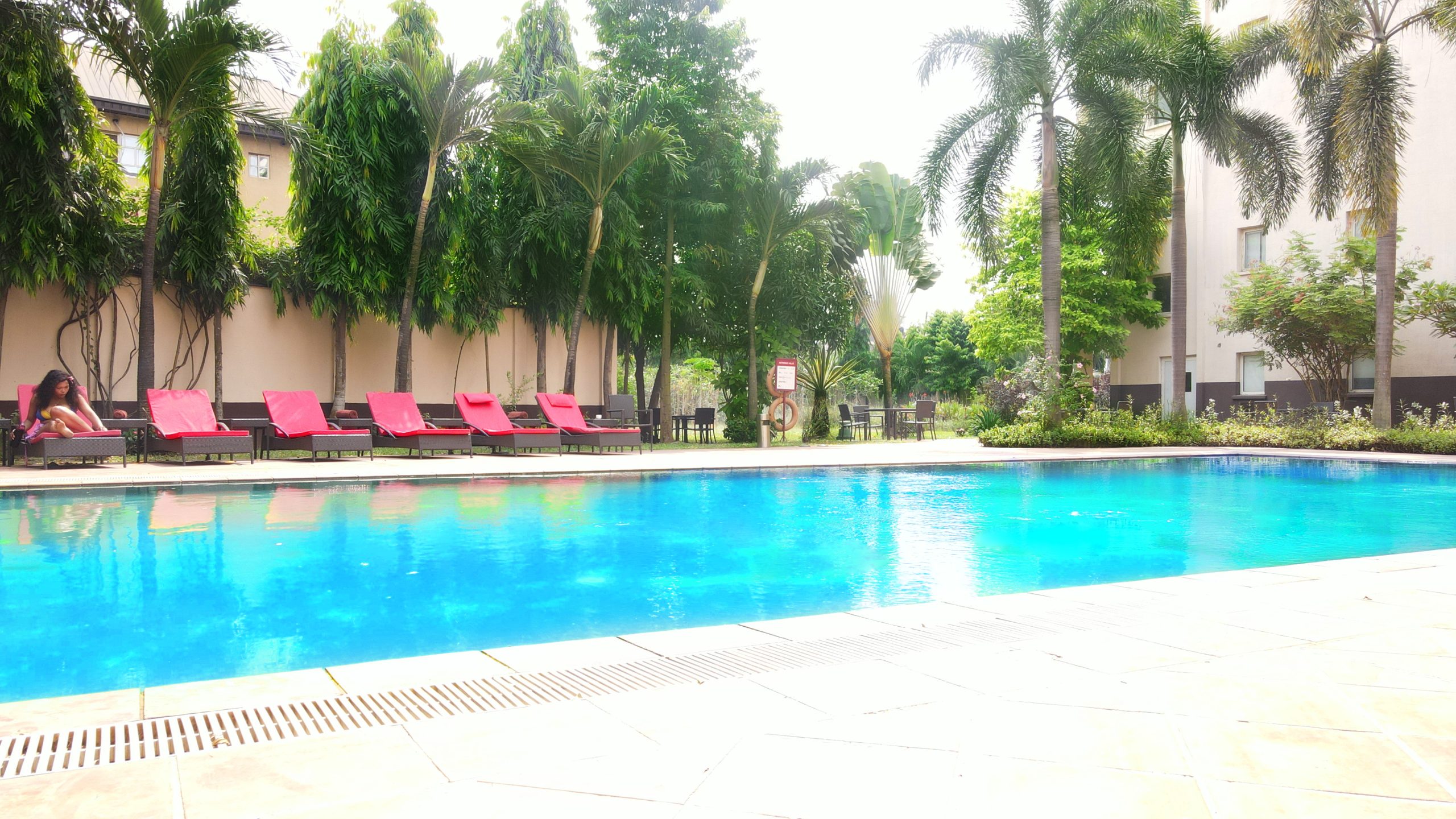 Delta Continental - Hotel Exterior & Surroundings